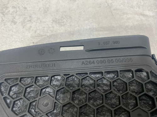 Патрубок воздушного фильтра Mercedes Benz S213 W213 C257 A2640900500 фото 6