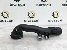 Воздуховод наддувочного воздуха N54 BMW 13717609810