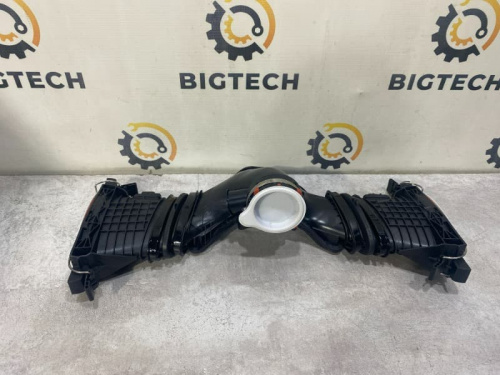 Воздуховод с расходомерами Mercedes Benz A6420901642